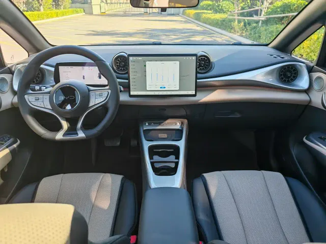 BYD Dolphin — Фото автомобиля 8