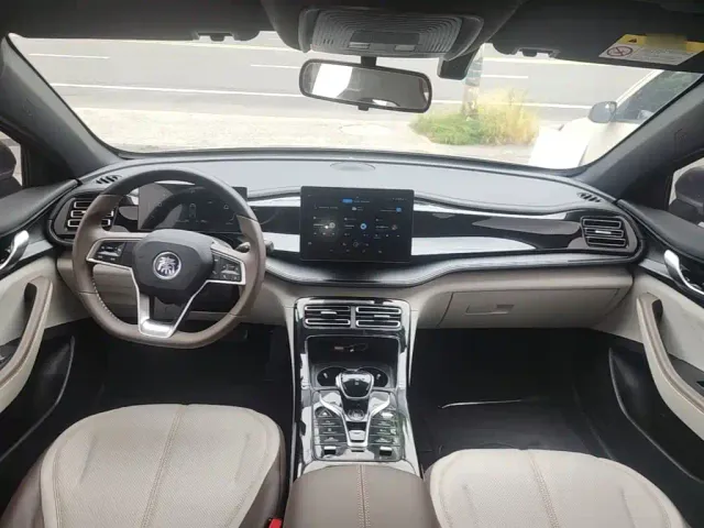 BYD Qin PLUS — Фото автомобиля 9