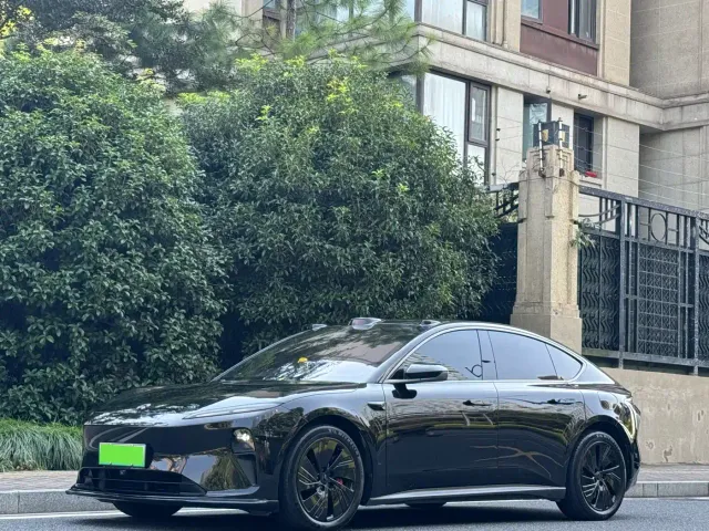Фотография автомобиля — Nio ET5