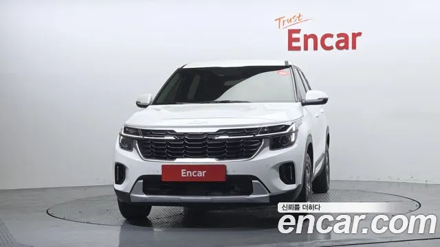 Kia Seltos Бензин 1.6 турбо 2WD — Фото автомобиля 3