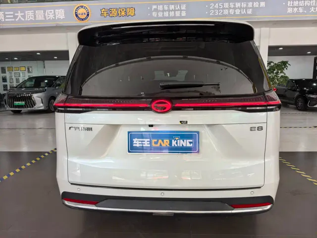 GAC Trumpchi E8 — Фото автомобиля 22