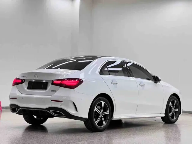 Mercedes-Benz A-Class — Фото автомобиля 29