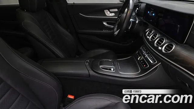 Mercedes-Benz E-Class W213 — Фото автомобиля 15