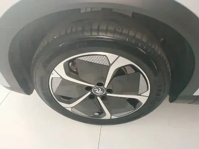 BYD Yuan PLUS 2025 Smart Drive 510KM Surpass Edition — Фото автомобиля 22