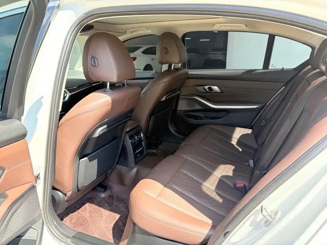 BMW 3 Series — Фото автомобиля 8