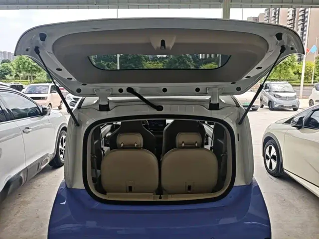 Baojun KiWi EV — Фото автомобиля 18