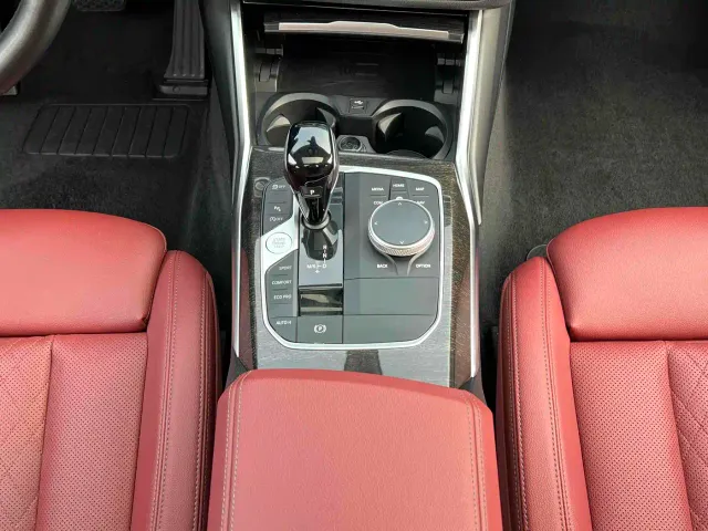 BMW 3 Series — Фото автомобиля 11