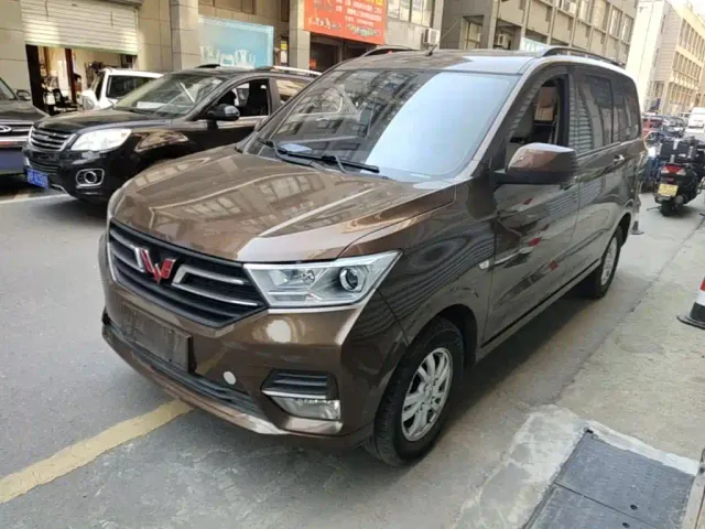 Фотография автомобиля — Wuling Hongguang