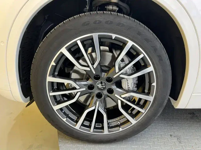 Maserati Grecale — Фото автомобиля 5