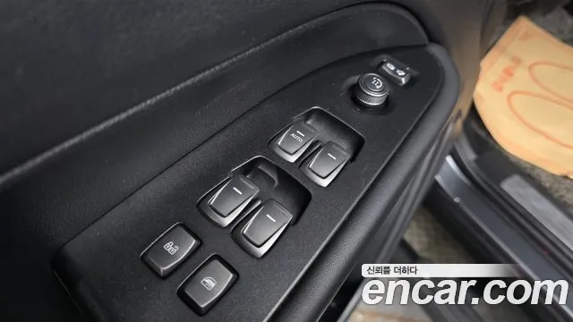 KG_Mobility_Ssangyong Rexton Новый Rexton Sport Khan Дизель 2.2 4WD — Фото автомобиля 13