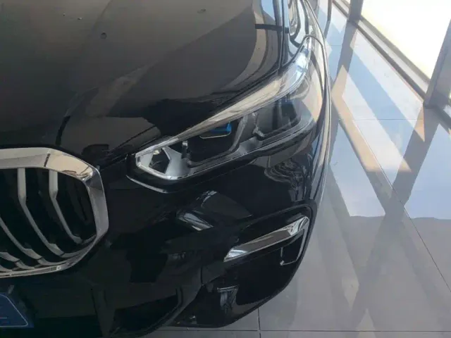 BMW X5 — Фото автомобиля 17