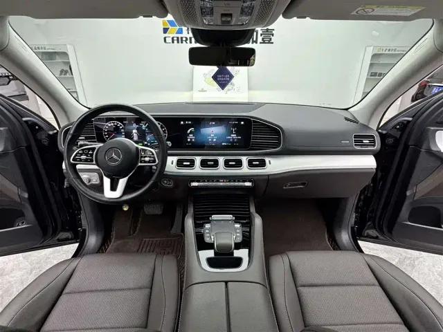 Mercedes-Benz GLE-Class — Фото автомобиля 11