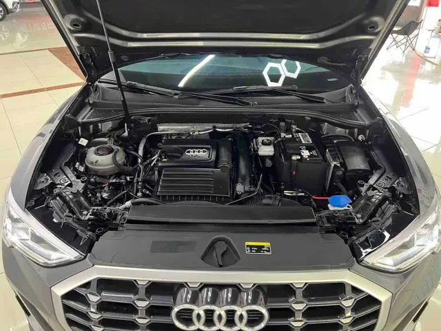 Audi Q3 — Фото автомобиля 24