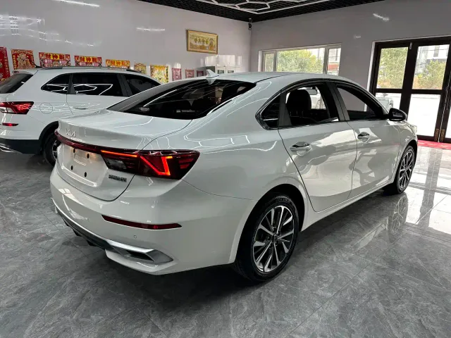 Kia K3 — Фото автомобиля 5