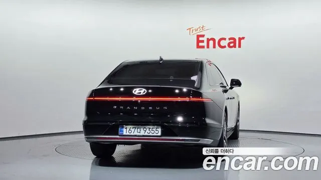 Hyundai Grandeur GN7 — Фото автомобиля 4