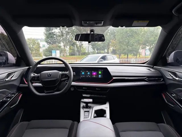 Changan X5 Plus — Фото автомобиля 9