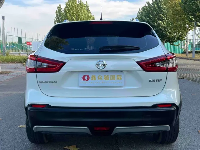 Nissan Qashqai — Фото автомобиля 6