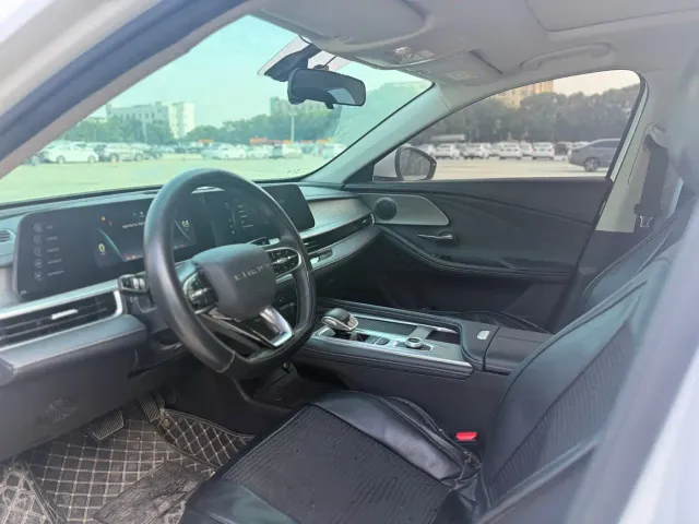 Chery Arrizo 8 — Фото автомобиля 4