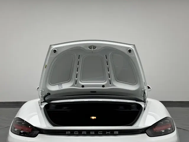 Porsche 718 — Фото автомобиля 19