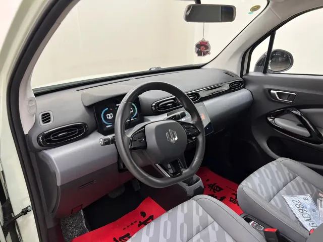 Leapmotor T03 — Фото автомобиля 15