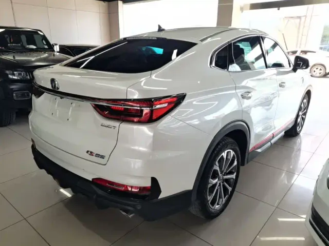 Changan CS85 COUPE — Фото автомобиля 6