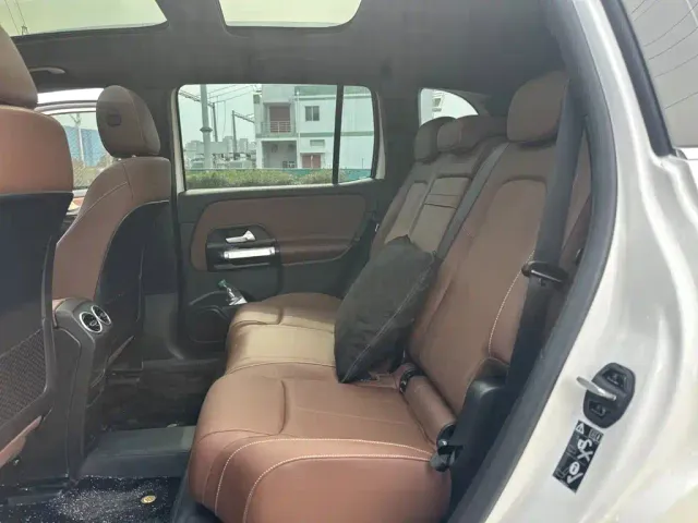 Mercedes-Benz EQB — Фото автомобиля 11
