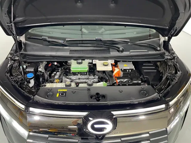 GAC Trumpchi E8 — Фото автомобиля 17