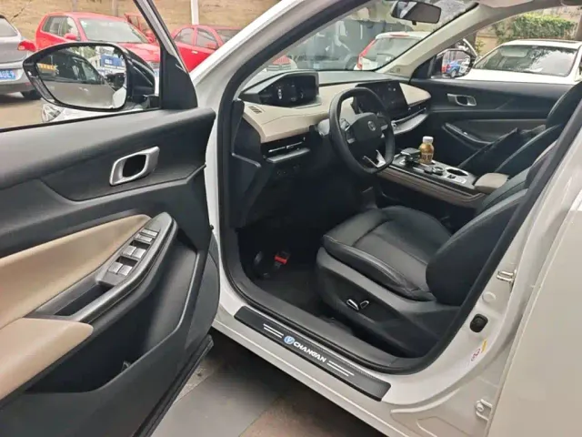 Changan CS55 Plus — Фото автомобиля 15