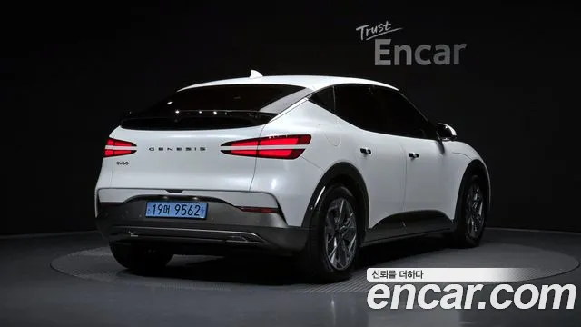 Genesis GV60 — Фото автомобиля 2