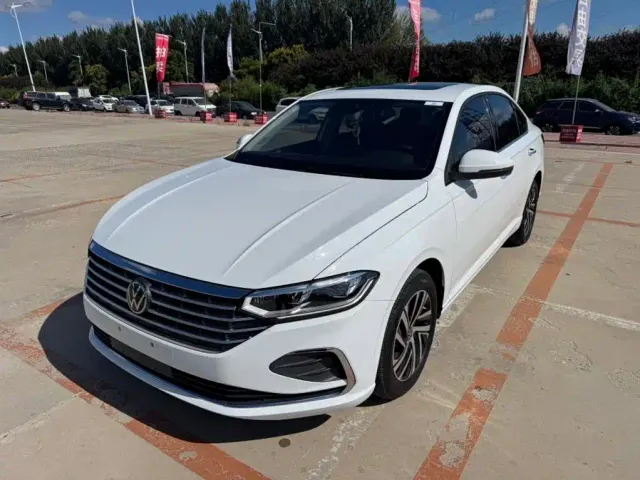 Фотография автомобиля — Volkswagen Lavida