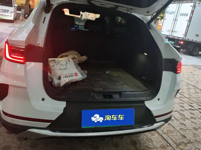 BYD Song PLUS — Фото автомобиля 4