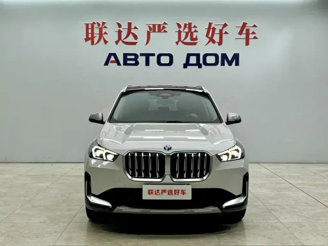 BMW X1 — Фото автомобиля 2