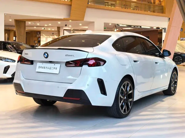 BMW 2 Series — Фото автомобиля 4