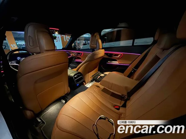 Mercedes-Benz E-Class — Фото автомобиля 9