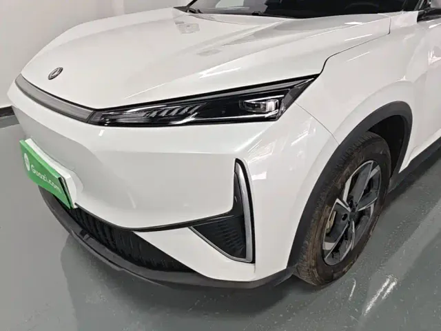 Dongfeng Fengshen L7 — Фото автомобиля 23