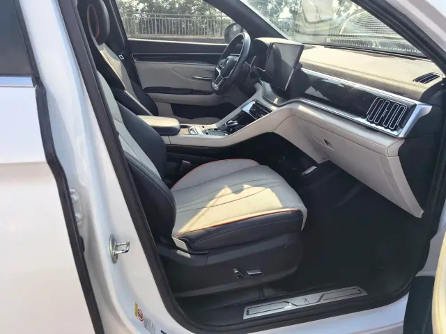 BYD Song PLUS — Фото автомобиля 14