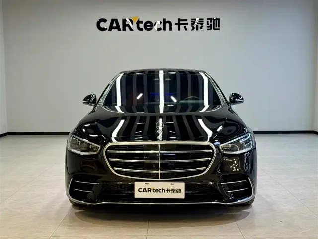 Mercedes-Benz S-Class — Фото автомобиля 2