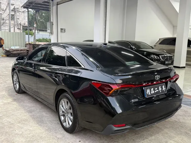 Toyota Avalon — Фото автомобиля 18