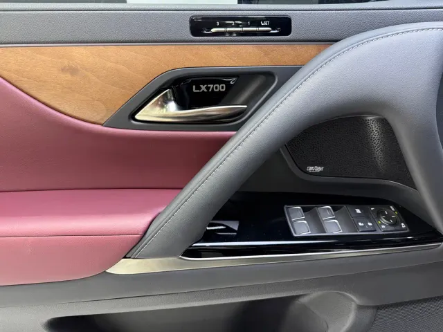 Lexus LX — Фото автомобиля 16