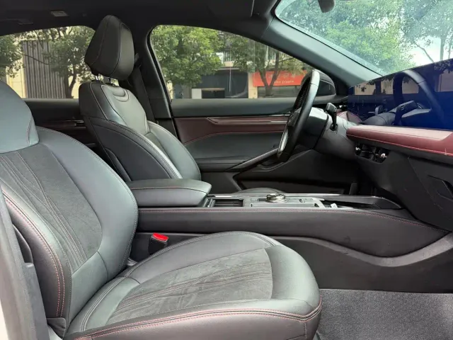 Ford Mondeo — Фото автомобиля 11