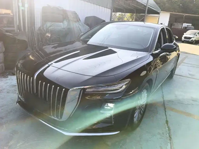 Фотография автомобиля — Hongqi H5