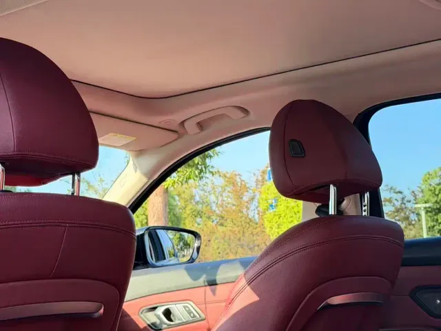 BMW 3 Series — Фото автомобиля 6