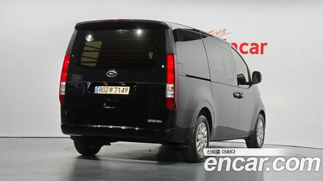 Hyundai Staria — Фото автомобиля 2