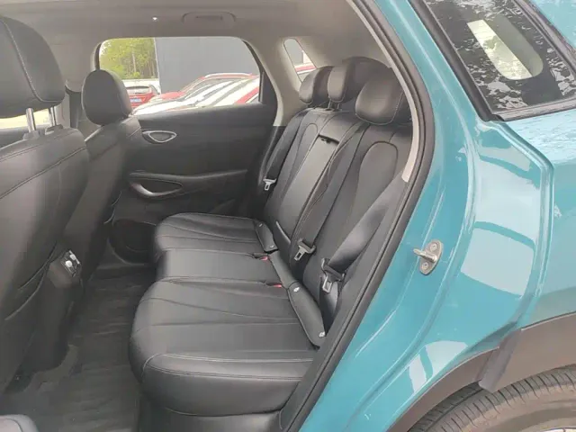 BYD Sealion 05 EV — Фото автомобиля 16