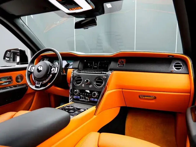 Rolls-Royce Cullinan — Фото автомобиля 19