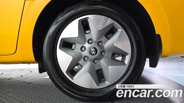 Hyundai Staria — Фото автомобиля 6