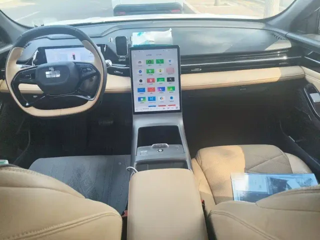 Geely Galaxy L6 — Фото автомобиля 12