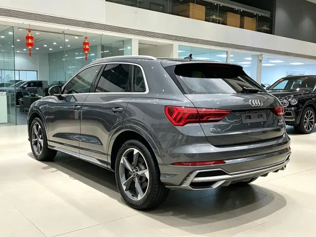 Audi Q3 — Фото автомобиля 6