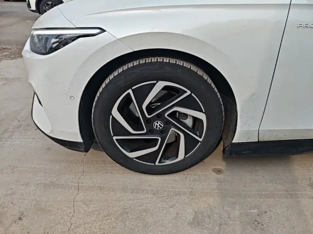 Volkswagen ID.7 Vizzion — Фото автомобиля 22