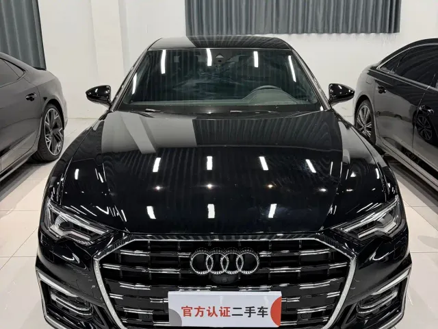 Фотография автомобиля — Audi A6L